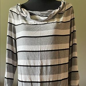 Striped three quarter sleeve. Size XL